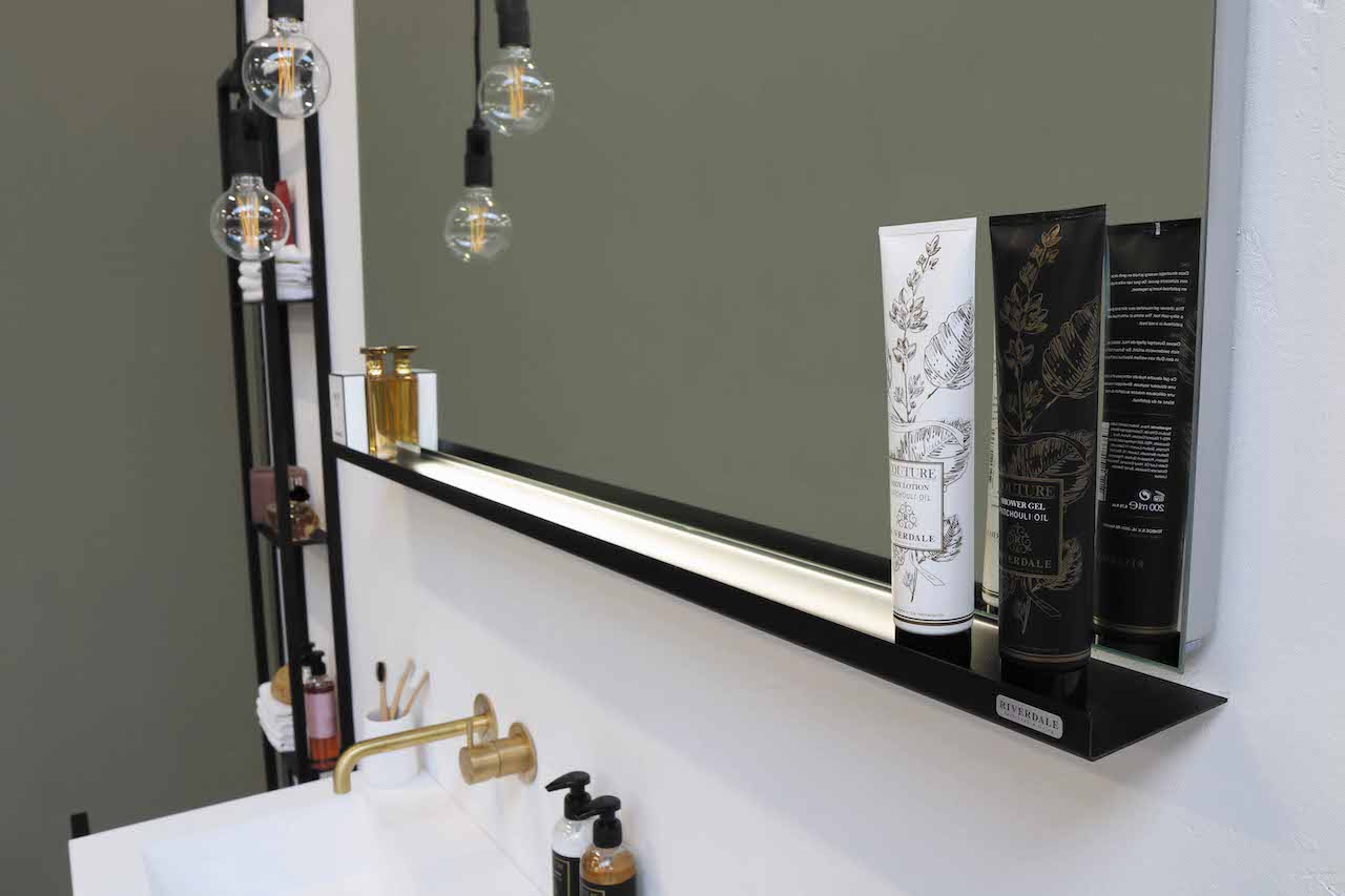 Geesa, Frame, Planchet met witte inzet, smal, plat staf, verchroomd, messing, 260 x 25 x 65mm (LxHxD)